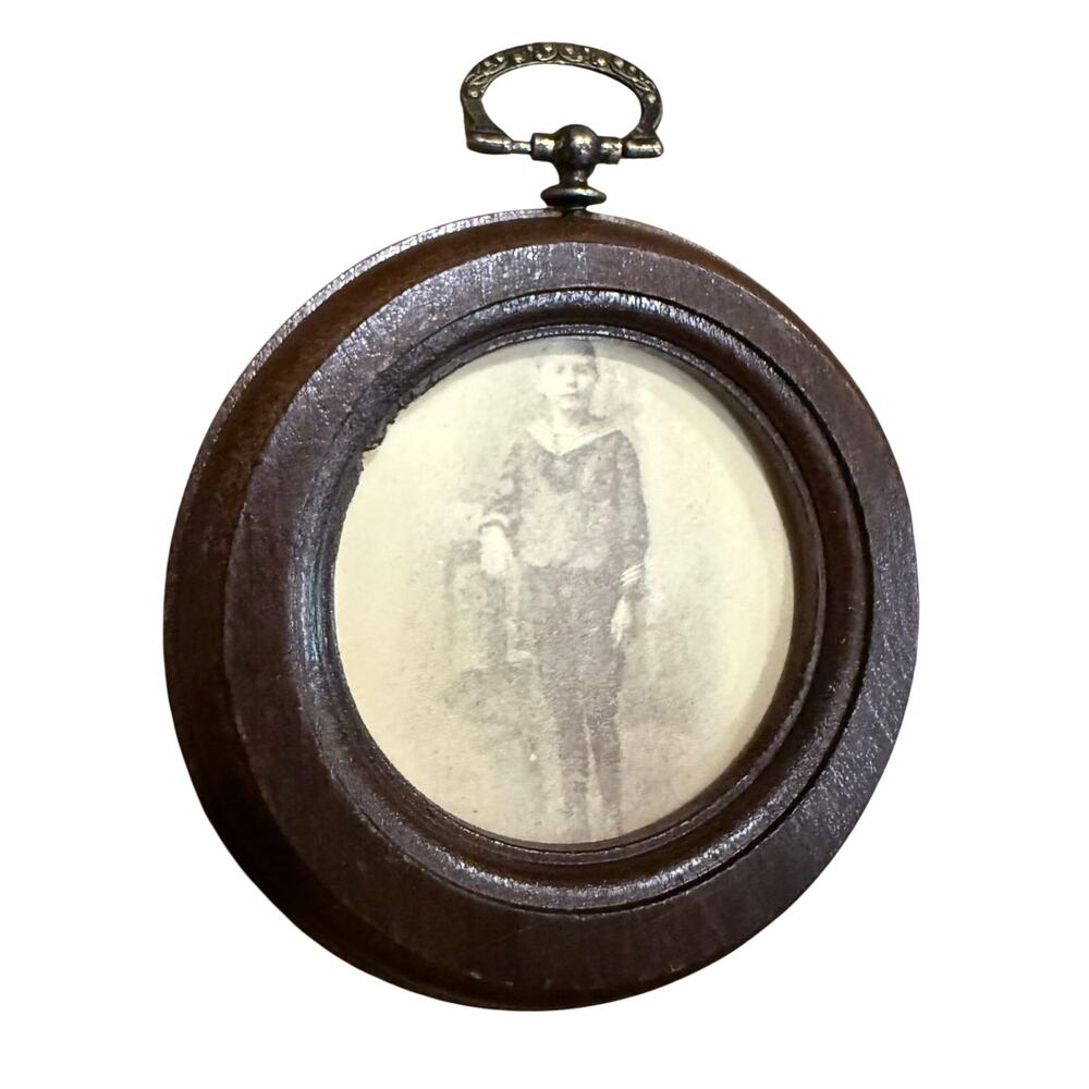 VINTAGE Picture Photo Frame 2.25”  Wood Hanging Decor Circular Round